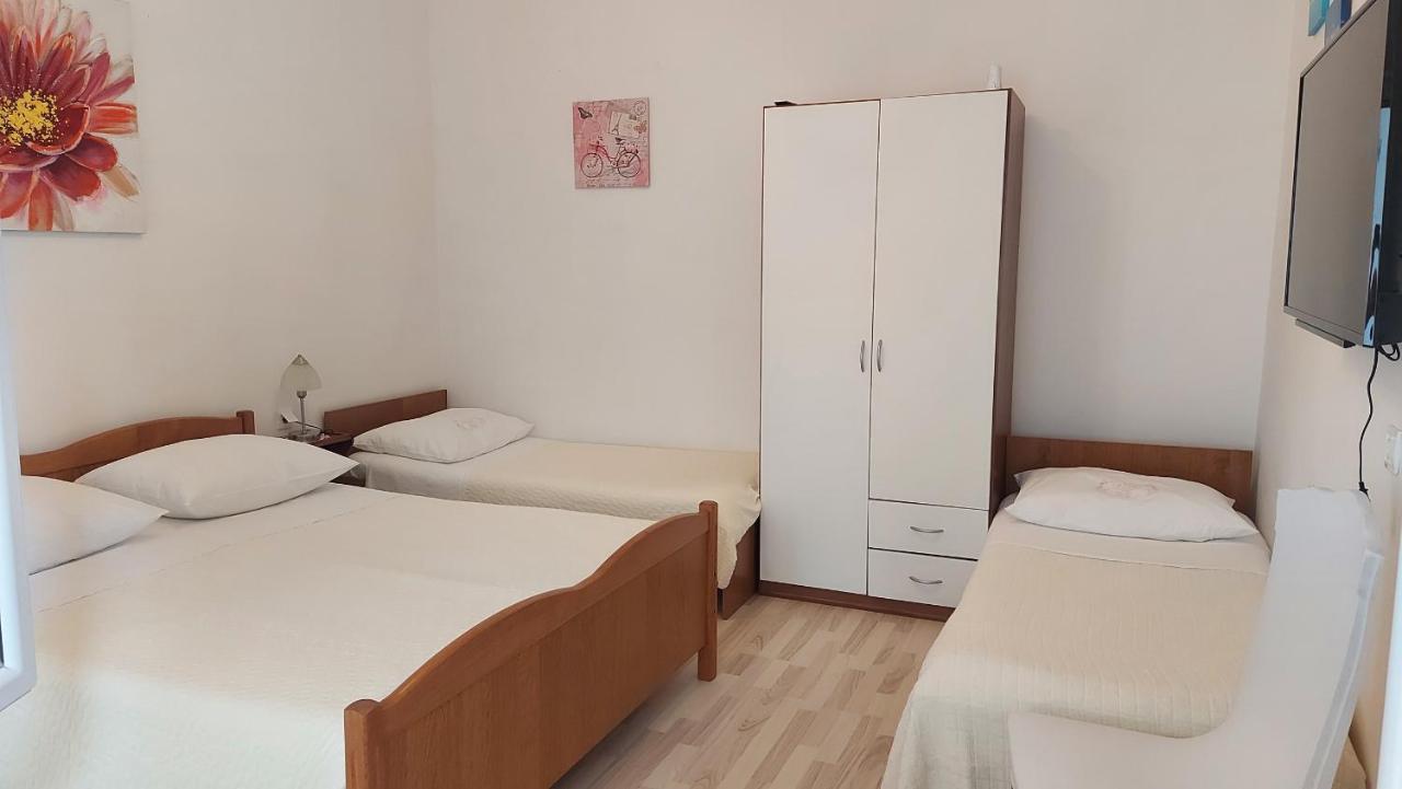 Apartment Jerolima Dugi Rat Extérieur photo