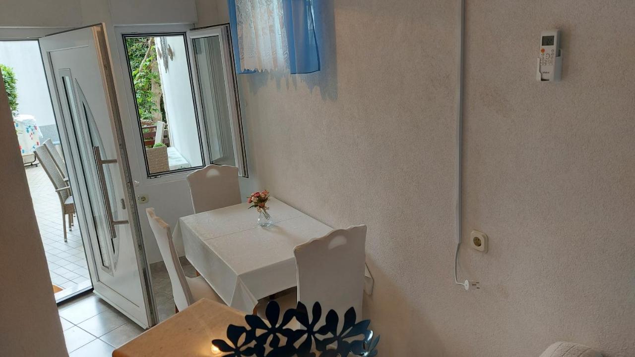 Apartment Jerolima Dugi Rat Extérieur photo