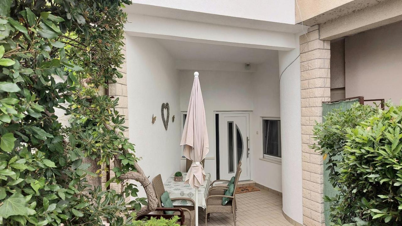 Apartment Jerolima Dugi Rat Extérieur photo
